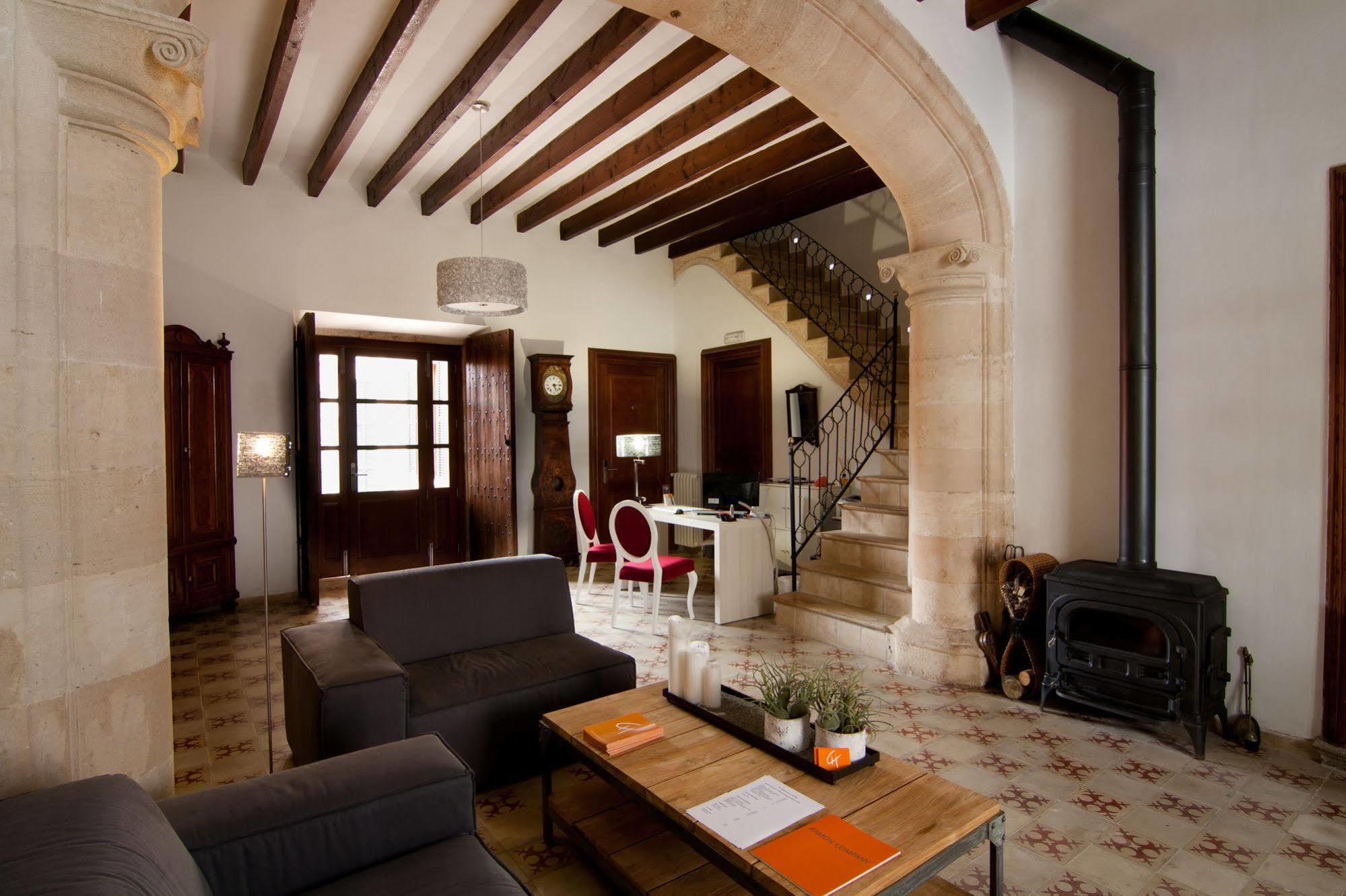 Algaida Suites By Eurotels Bagian luar foto